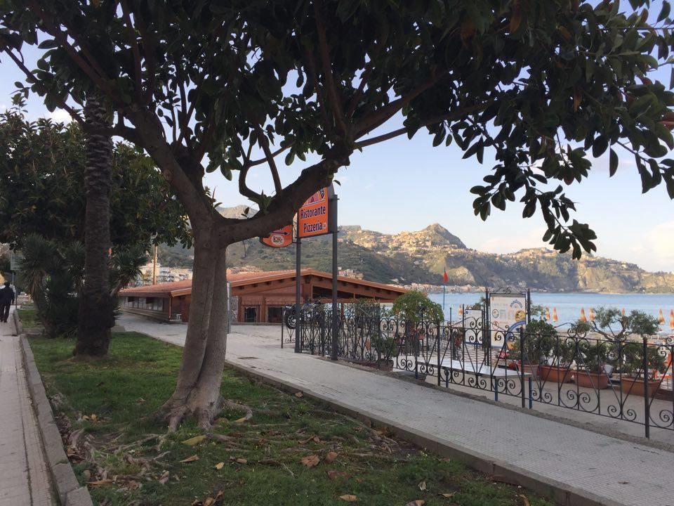B&B La Casa Di Luigi Giardini-Naxos Extérieur photo